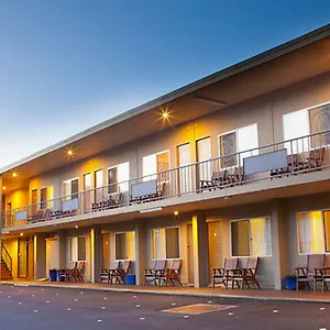 4* Motel Karinga